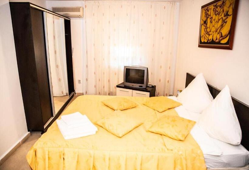 آپارتمان 2 خوابه با بالکن, Club Onix Apartments