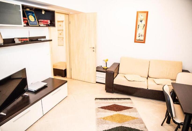 Apartament 2 Dormitoris amb Balconada, Club Onix Apartments