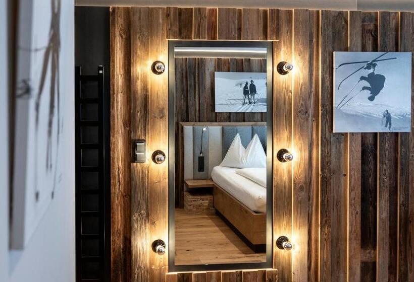 패밀리 룸, Austria Alpinhotel Ski In Ski Out An Der Edelweissbahn