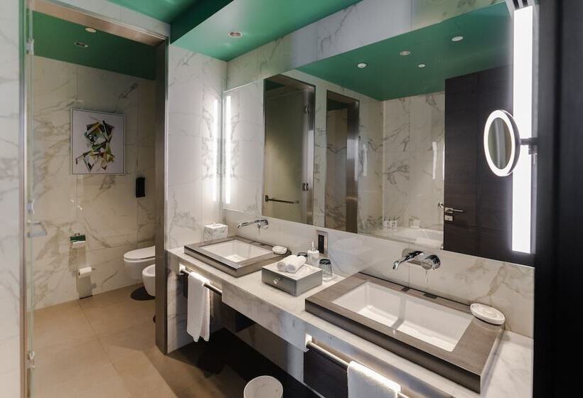 Президентский Люкс, Hyatt Centric Jumeirah Dubai
