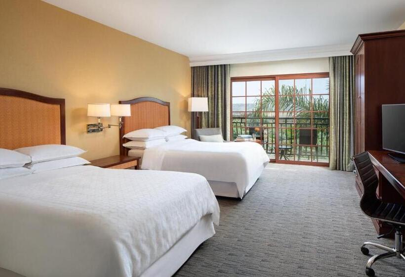 Classic room with balcony, Sheraton Carlsbad Resort & Spa