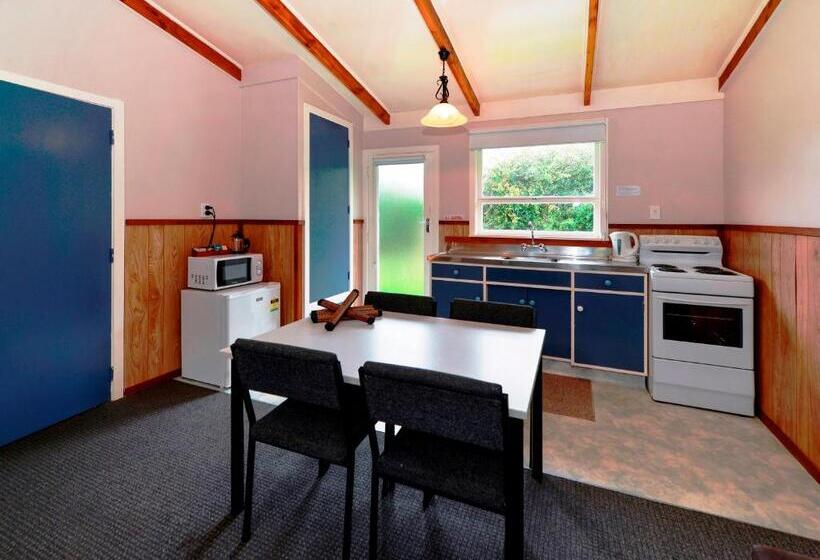 １ベッドルームアパートメント, Fairy Springs Motel
