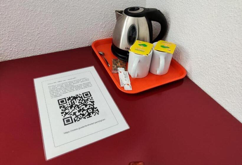 패밀리 룸, Brit Hotel Porte D Espagne