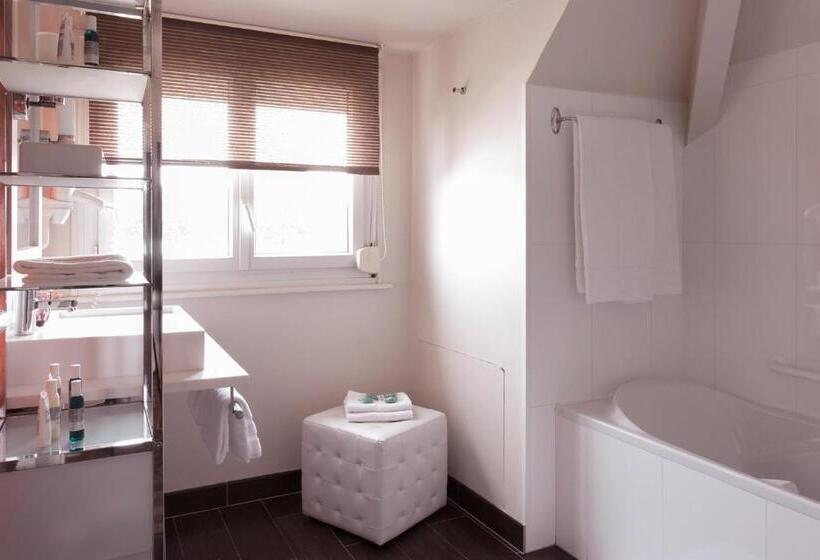 اتاق استاندارد با چشم‌انداز دریا, Kastel & Spa Avec Piscine D Eau De Mer Chauffee