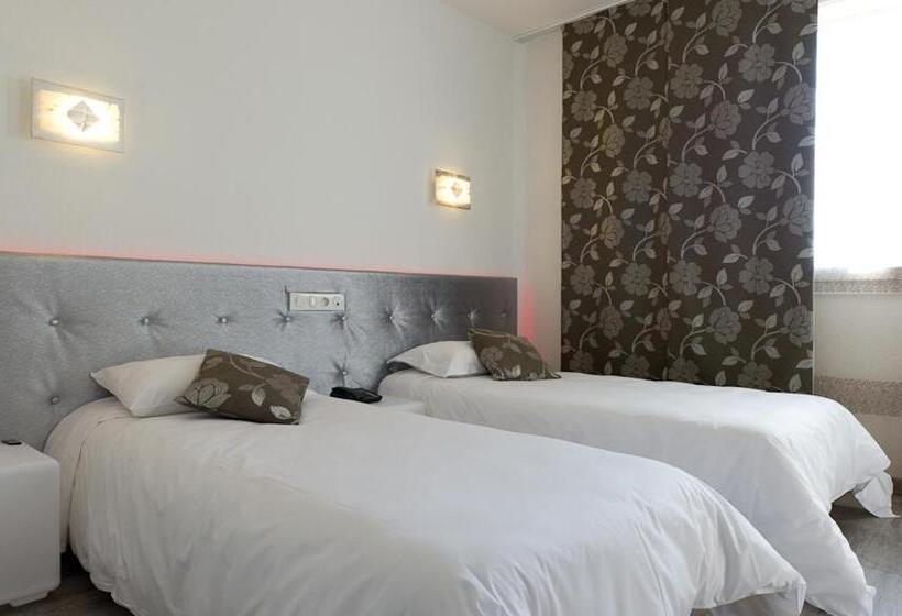 Номер Стандарт, Logis Hôtel Et Spa Chez Camillou