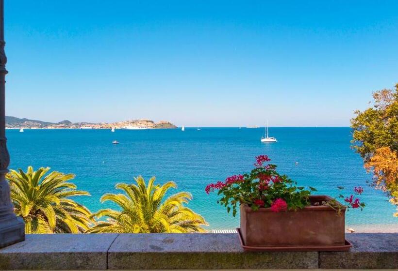 اتاق لوکس با چشم‌انداز دریا, Villa Ottone