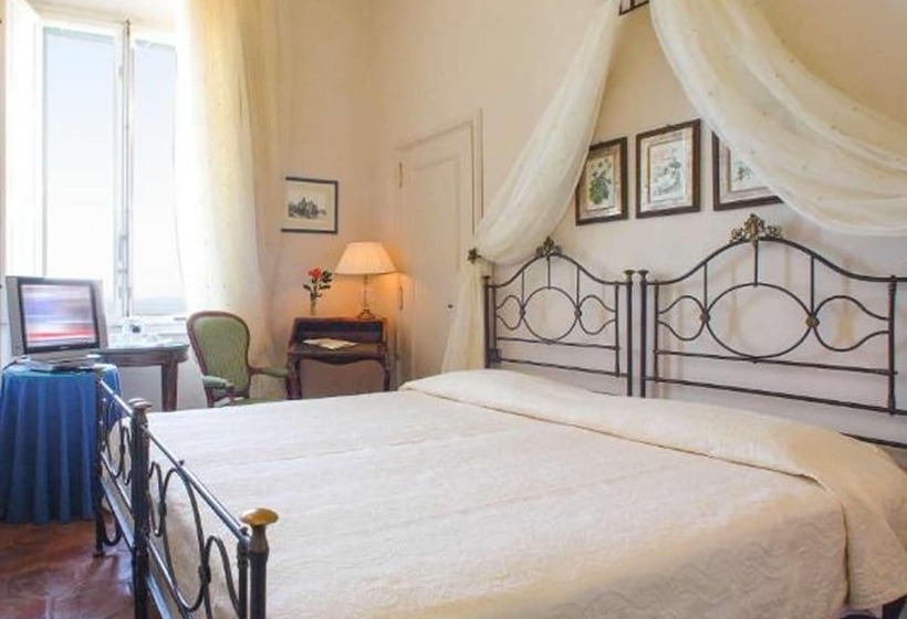 اتاق لوکس با چشم‌انداز دریا, Villa Ottone