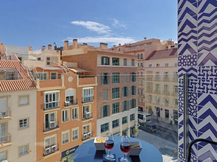 سوییت جونیور, H10 Croma Malaga