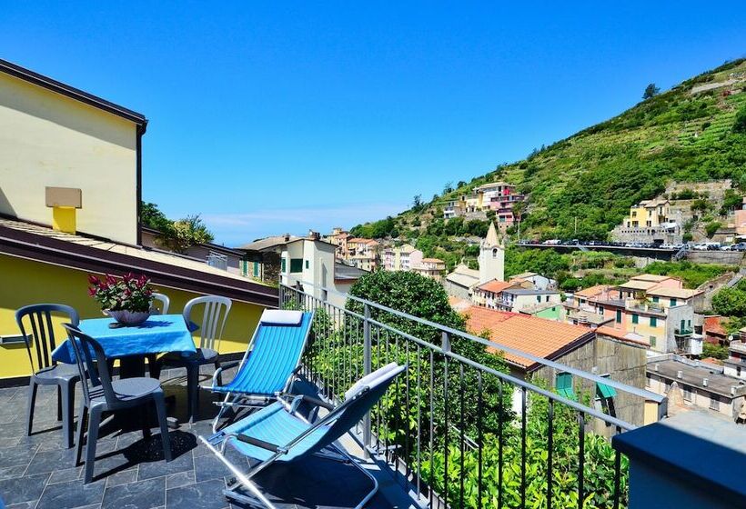 Номер Deluxe с Балконом, Cinqueterre Residence