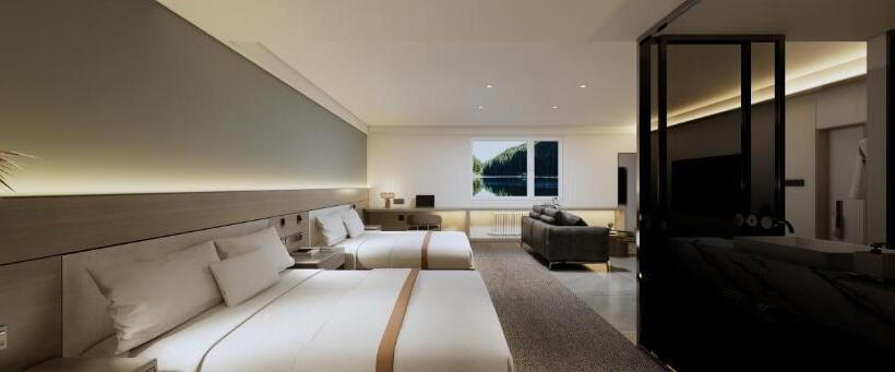 패밀리 룸, Berghof Am See