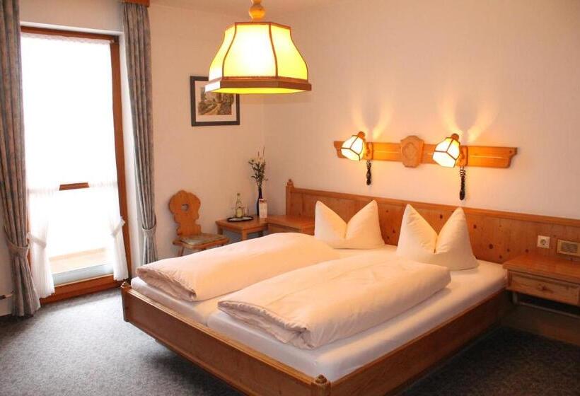 اتاق استاندارد یک نفره, Sindersdorfer Hof