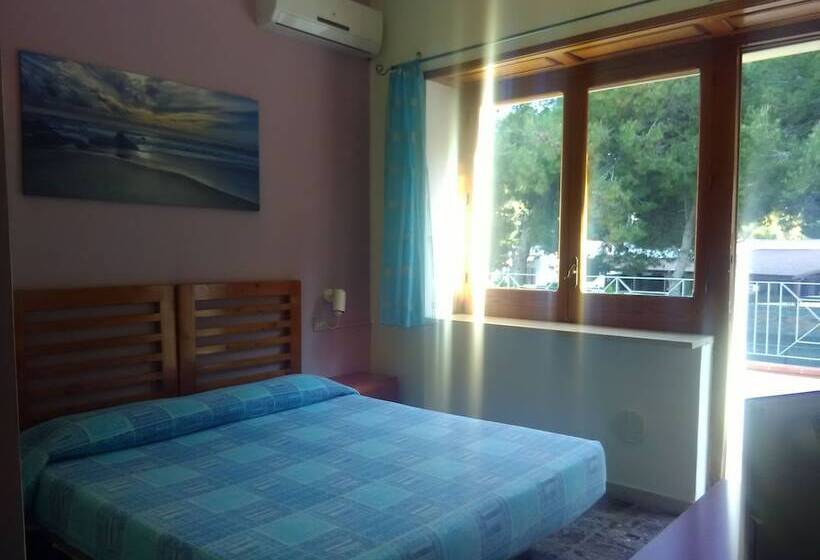 Habitación Estándar Vista Jardín, Vela Velo Club Vieste