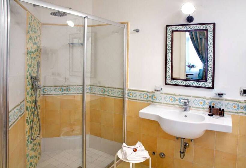 デラックスルーム, Albergo L Antico Convitto