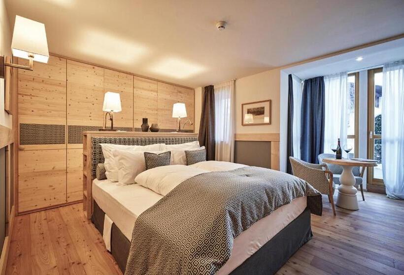 Номер Стандарт, Goldene Rose Karthaus A Member Of Small Luxury Hotels Of The World