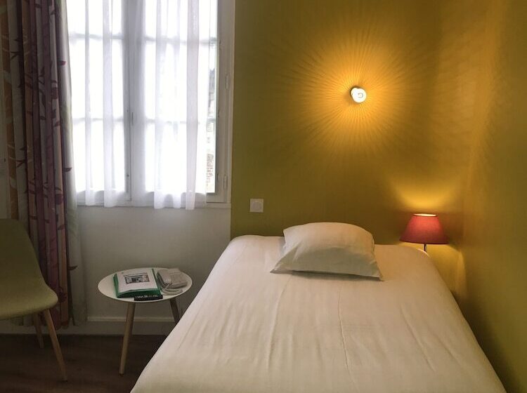 Номер Стандарт Индивидуальный, Hôtel Le Petit Billot
