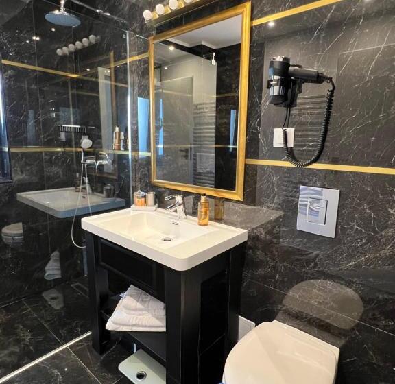 آپارتمان 1 خوابه با تراس, Krystal Boutique Mansion