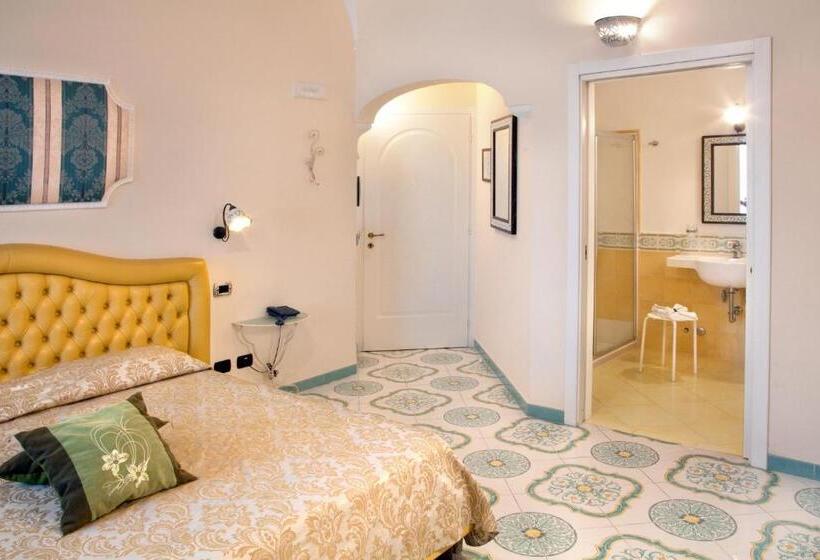 デラックスルーム, Albergo L Antico Convitto