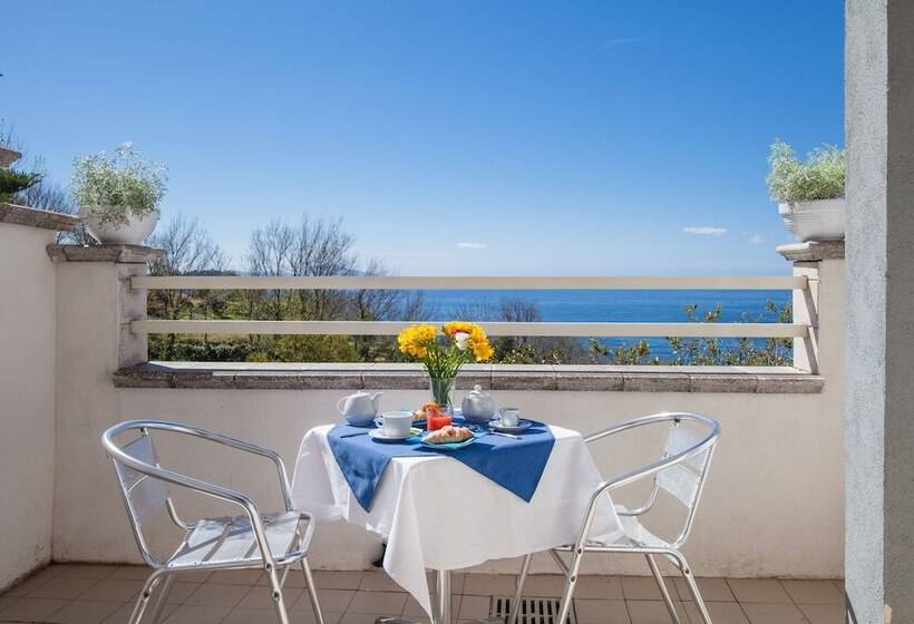 Номер Стандарт Вид на Море, Mini Hotel   Angolo Di Paradiso