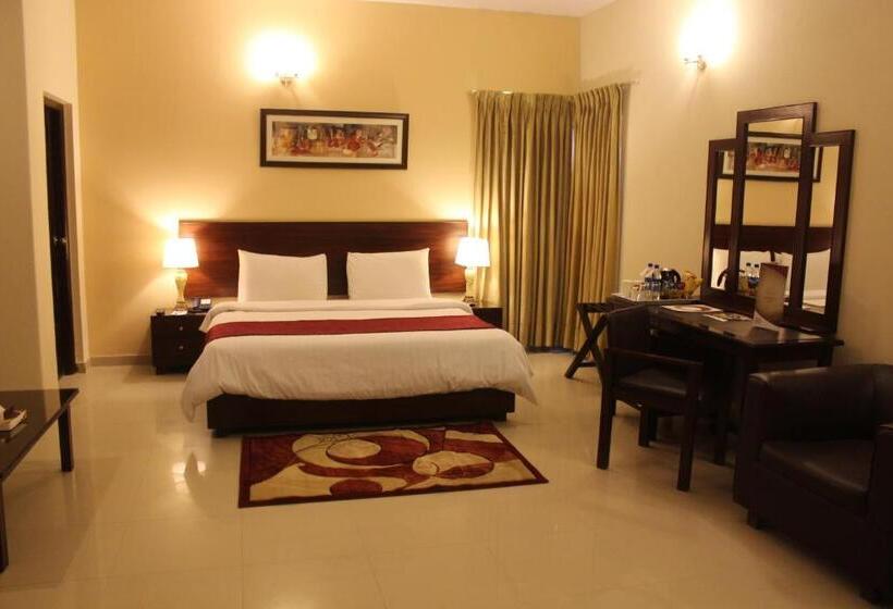 اتاق لوکس, One Bahawalpur