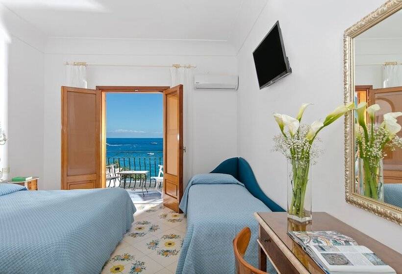 Triple Room Sea View, Pupetto