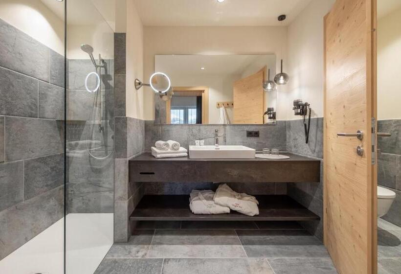Номер Deluxe с Балконом, Torgglerhof
