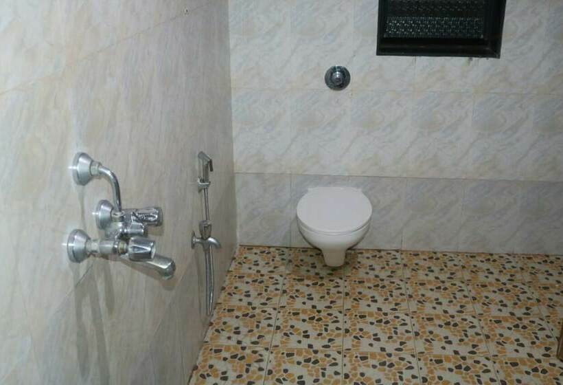 اتاق لوکس, Krish Holiday Inn