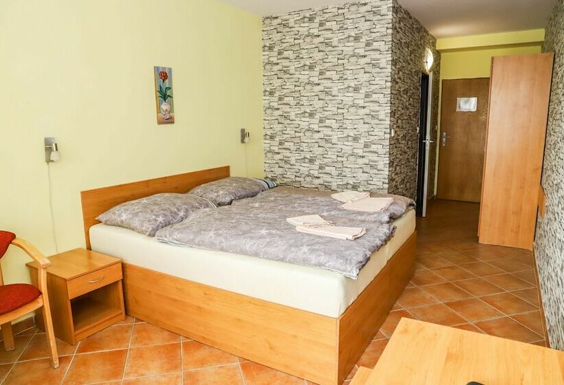 Номер Стандарт, Zatoka
