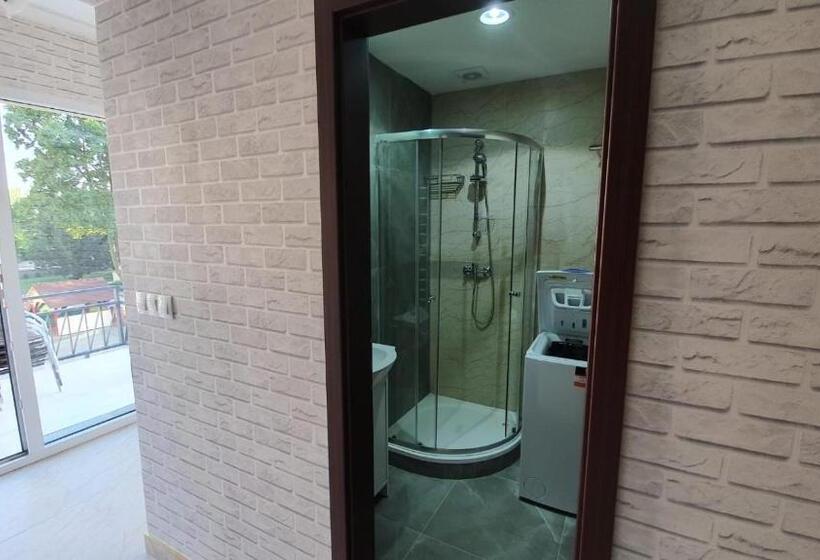 Апартаменты 1 Спальня с Балконом, Zatoka