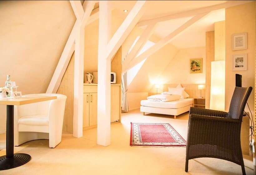 Номер Стандарт Индивидуальный, Airhotel Royal