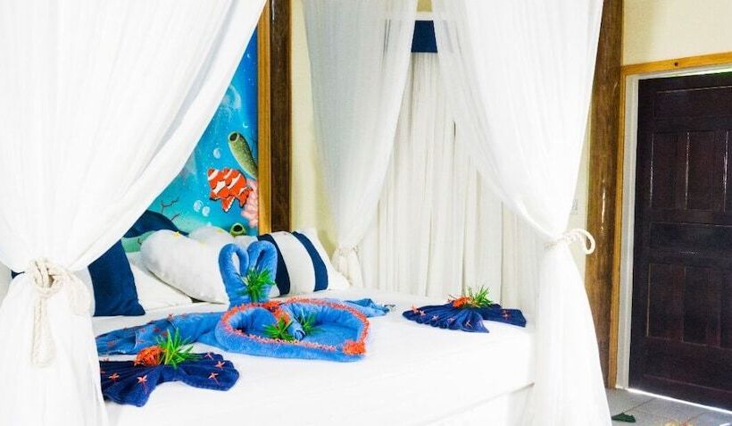 اتاق استاندارد با تخت بزرگ, Fantasy Island Beach Resort And Marina   All Inclusive