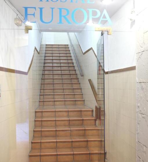 اتاق استاندارد با سرویس بهداشتی مشترک, Hostal Europa