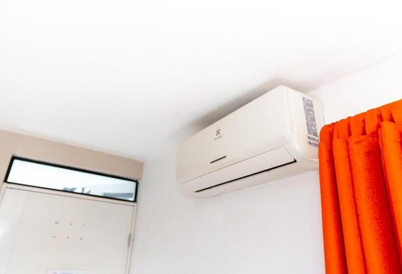 Номер Deluxe Одноместный, Hostal Centrika