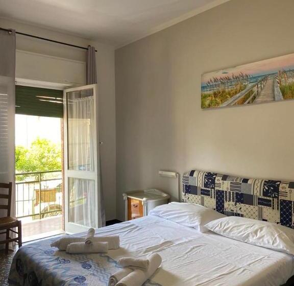 اتاق استاندارد چهار تخته, B&b Oasi
