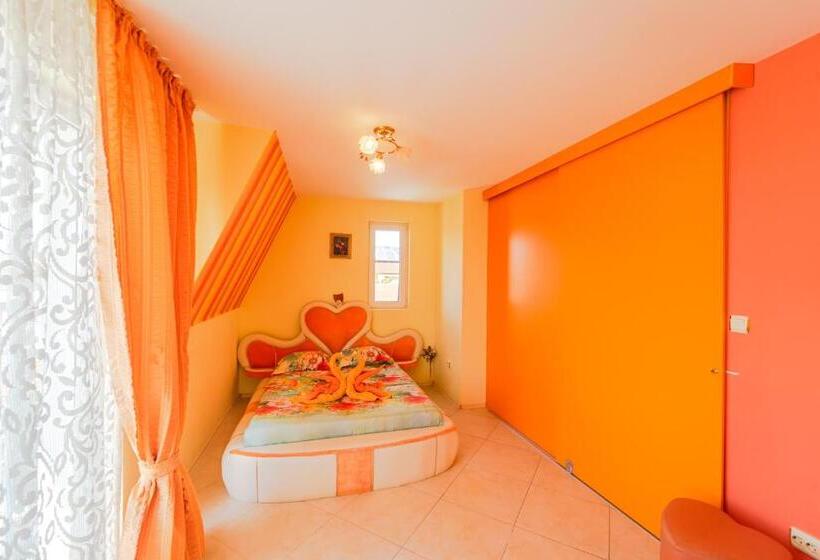 סוויטה משפחתית, Boutique Guest House  Sofia