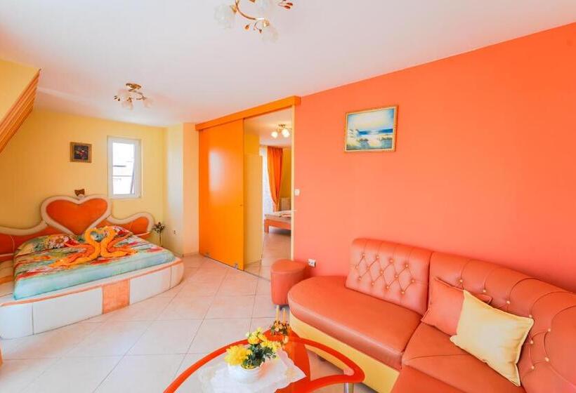 סוויטה משפחתית, Boutique Guest House  Sofia