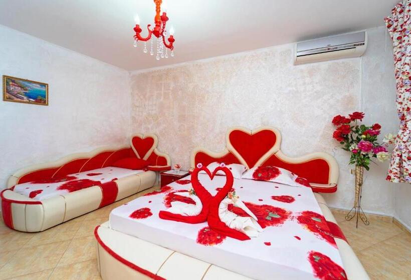 חדר אקונומי לשלושה, Boutique Guest House  Sofia