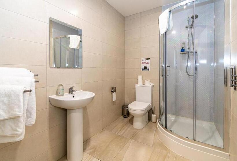 آپارتمان 3 خوابه, Aisling Guest House