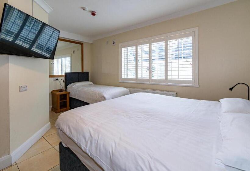 اتاق استاندارد سه نفره, Aisling Guest House