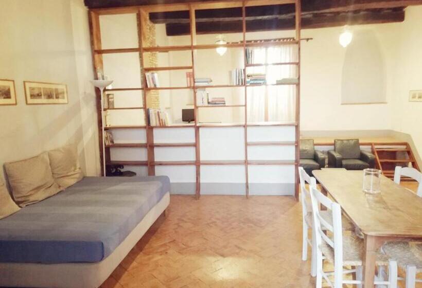 Студия Стандарт, Borgo Di Tragliata