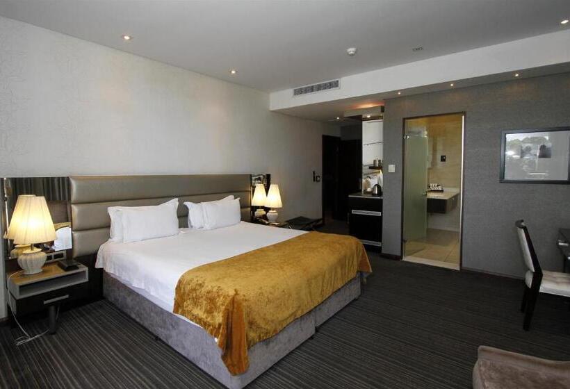 اتاق لوکس با چشم‌انداز شهر, Coastlands Musgrave