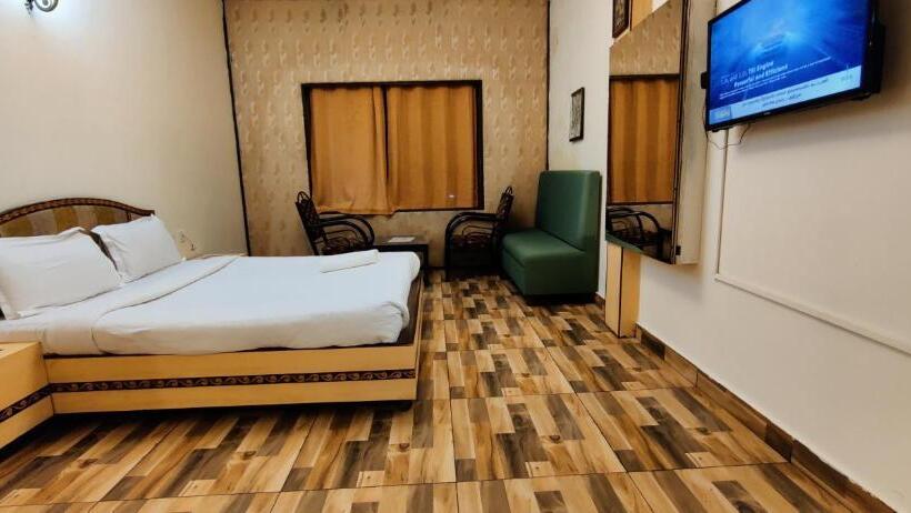 디럭스 룸, Sapphire Luxury Suite Ooty