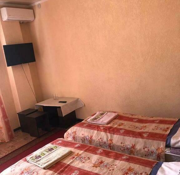 اتاق استاندارد, Adilet Fatima Guest House