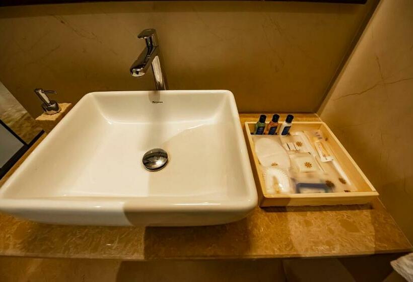 اتاق لوکس, The Royal Palace Hotel 400703