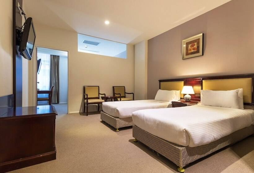 패밀리 스위트, The Clarence Hotel Sydney