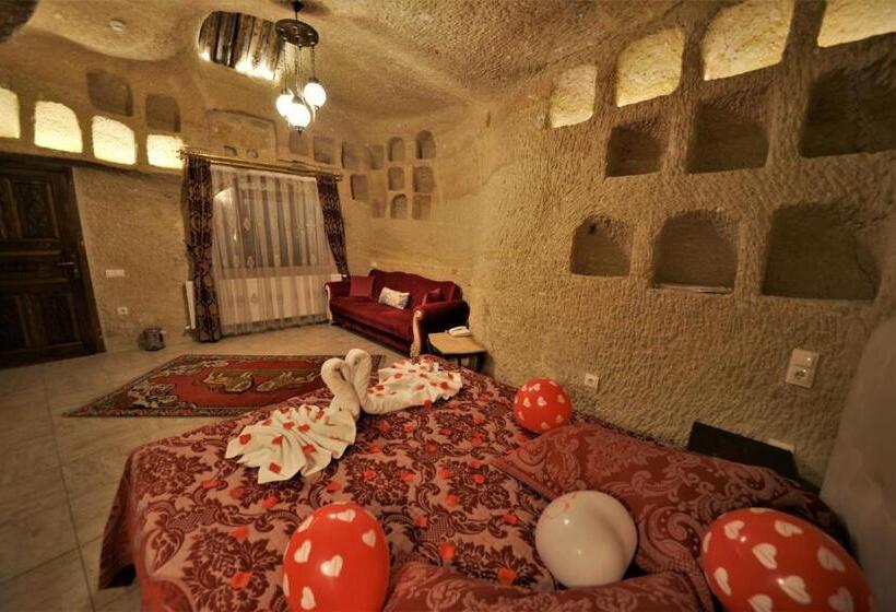 Quarto Estandar Individual, Dedeli Konak Cave