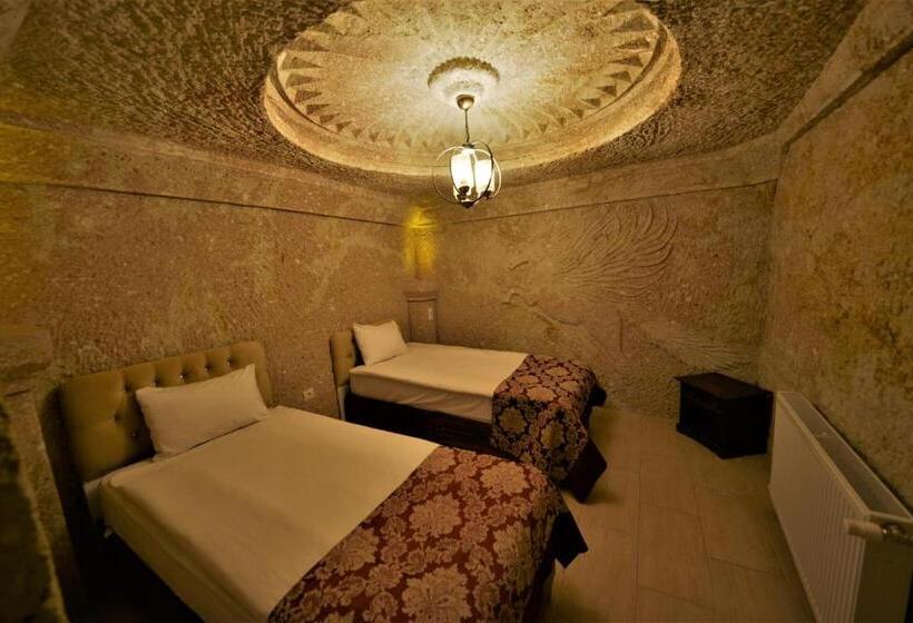 Семейный Номер, Dedeli Konak Cave
