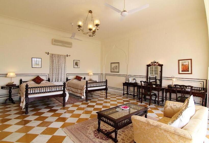 디럭스 트리플 룸, Nahargarh Ranthambhore