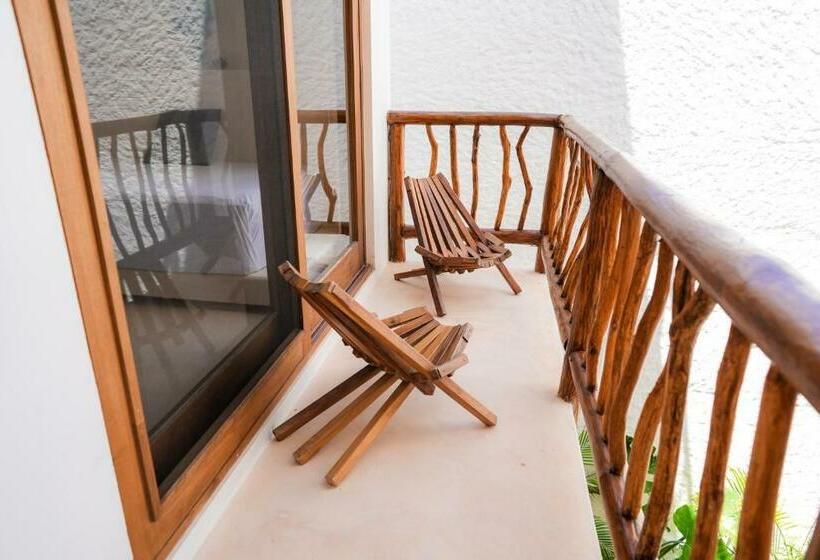 سوئیت با تخت بزرگ, Tikul Hotel Boutique