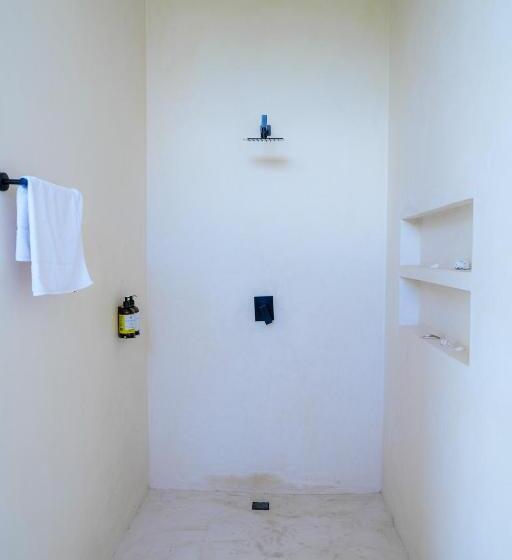 سوییت, Tikul Hotel Boutique