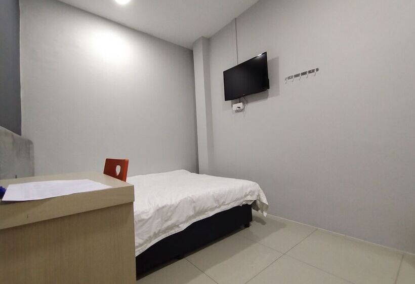 اتاق استاندارد, Oyo 90478 Marina World